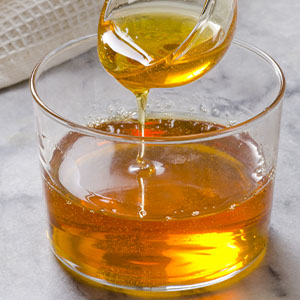A bowl of agave nectar.